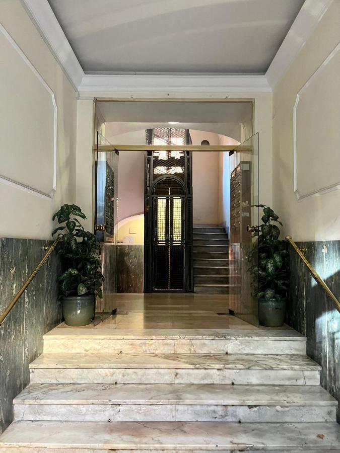 Готель Domus Aeterna - Re Di Roma Екстер'єр фото